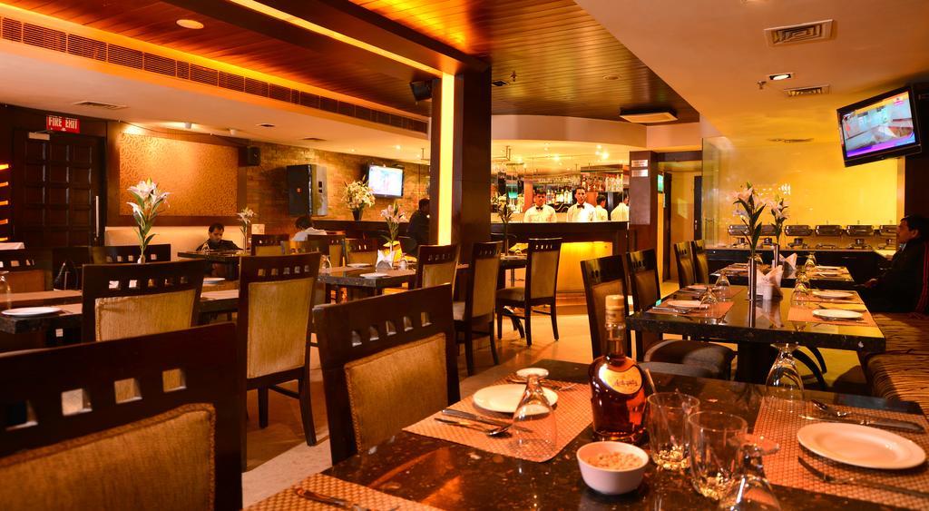 Hotel Shanti Palace West New Delhi Extérieur photo