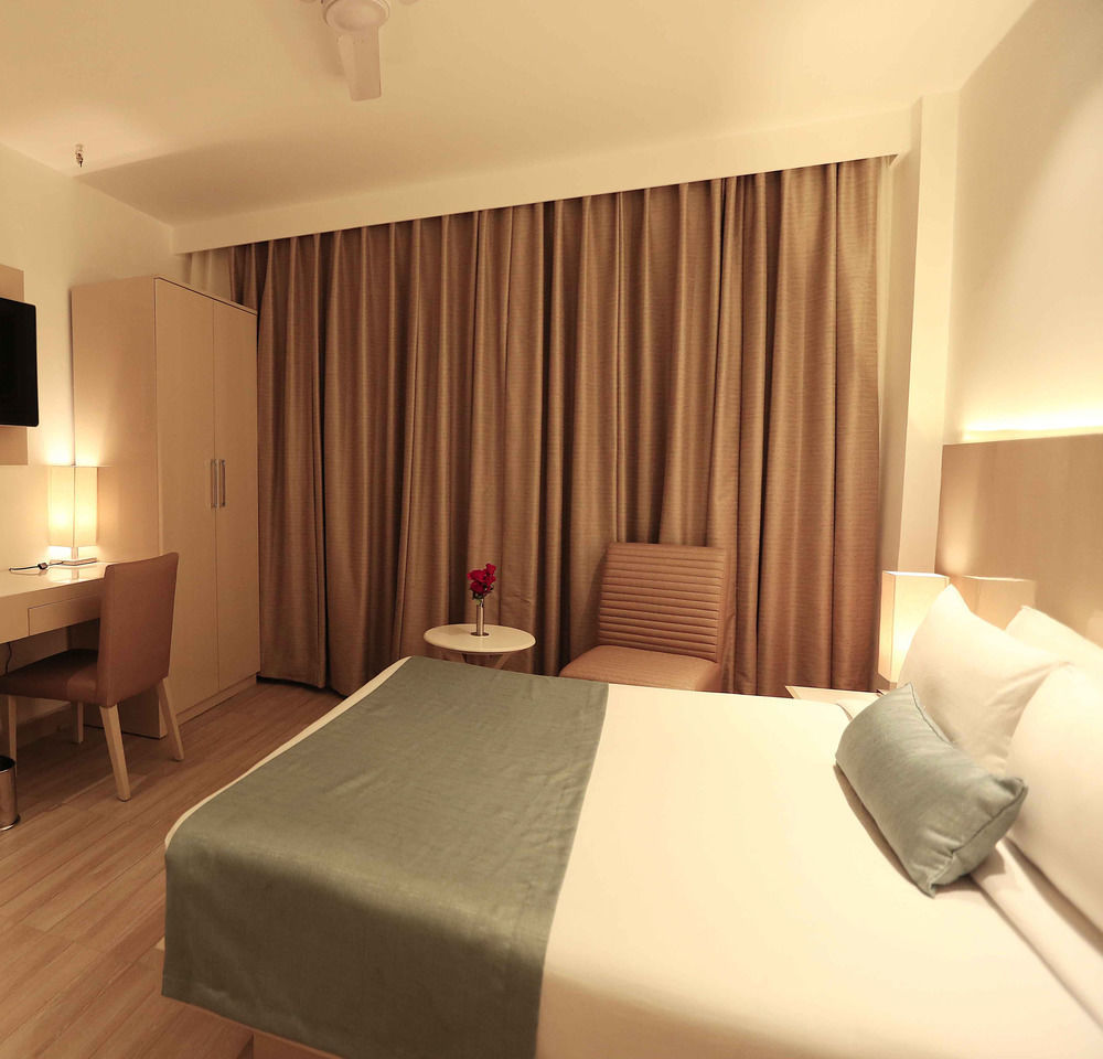 Hotel Shanti Palace West New Delhi Extérieur photo
