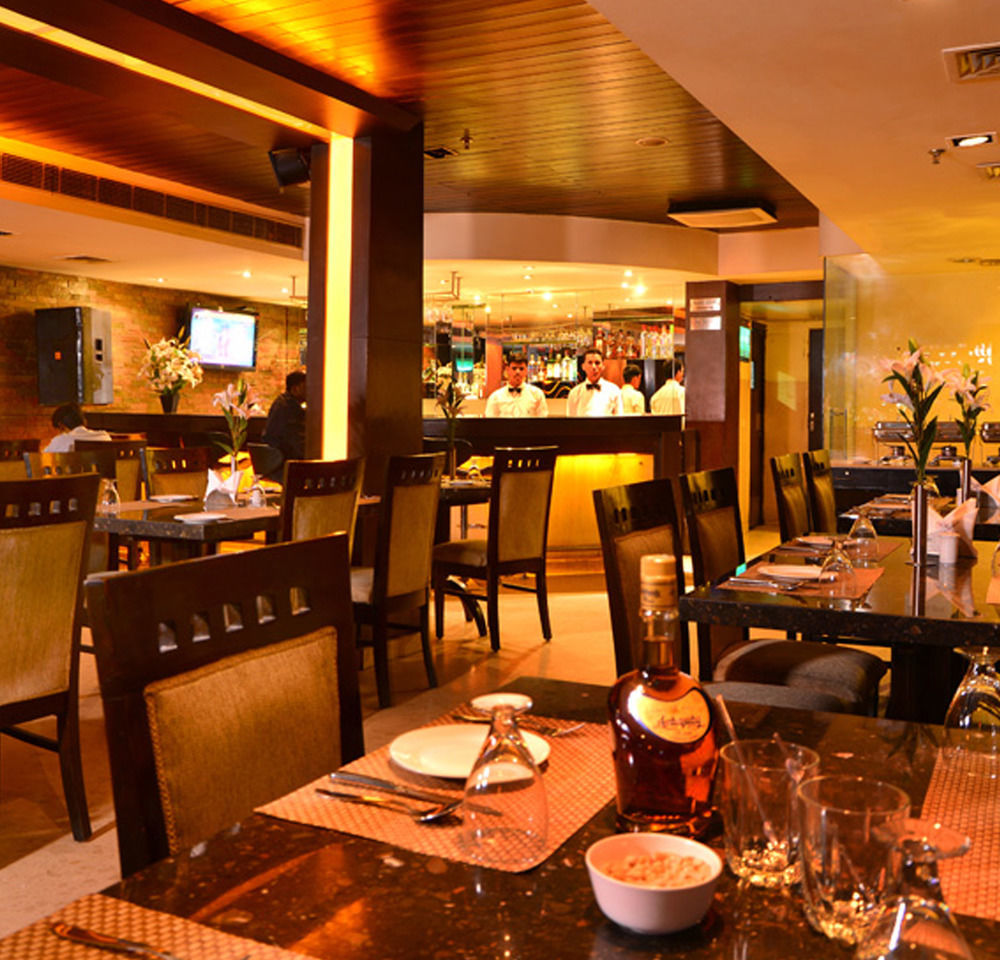 Hotel Shanti Palace West New Delhi Extérieur photo