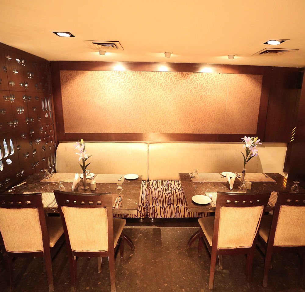 Hotel Shanti Palace West New Delhi Extérieur photo